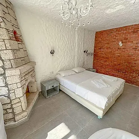Gonulhan Alacati